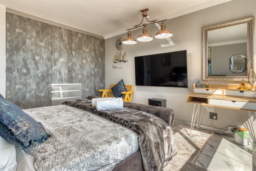 2 Bedroom Property for Sale in Van Ryneveld Western Cape
